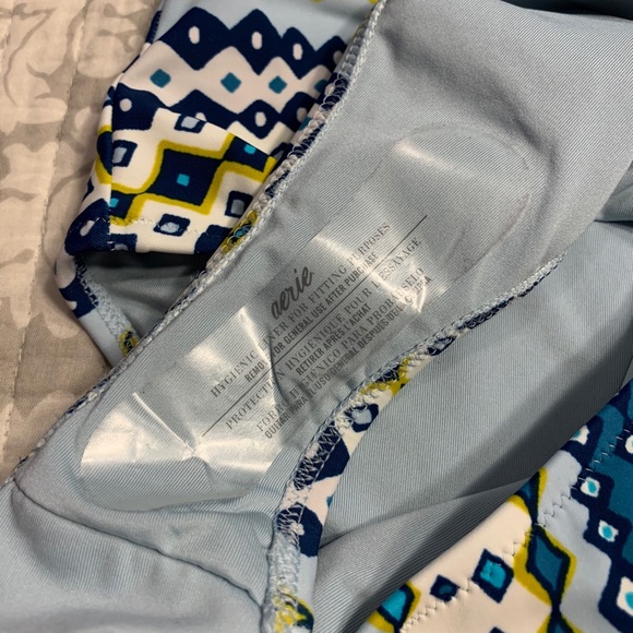 NWT Aerie One Piece Swimsuit - Picture 3 of 4